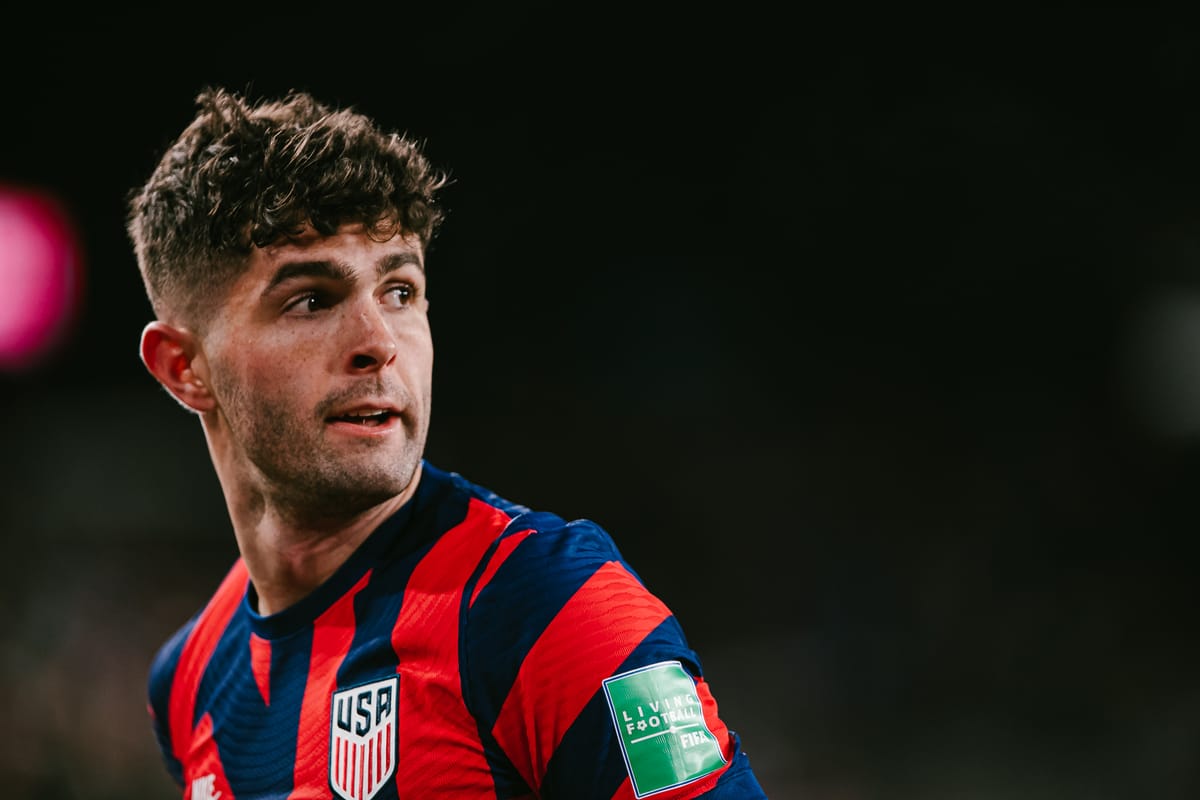 PITCHSIDE: USMNT v SLV | PORTRAITS IN THE COLD