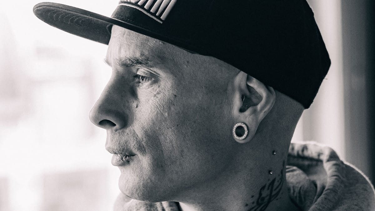 WSS x KTTP PRESENTS | SHIRTS AND SKINS: EDWARD VAN GILS