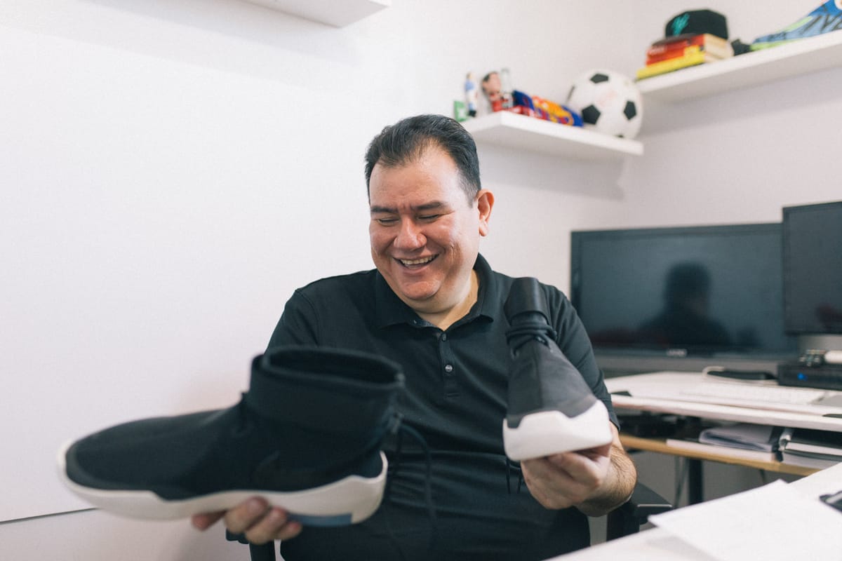 SNEAKERS W/ IVES GALARCEP