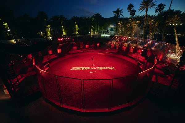 Nike Travis Scott Mad Maximus Coachella